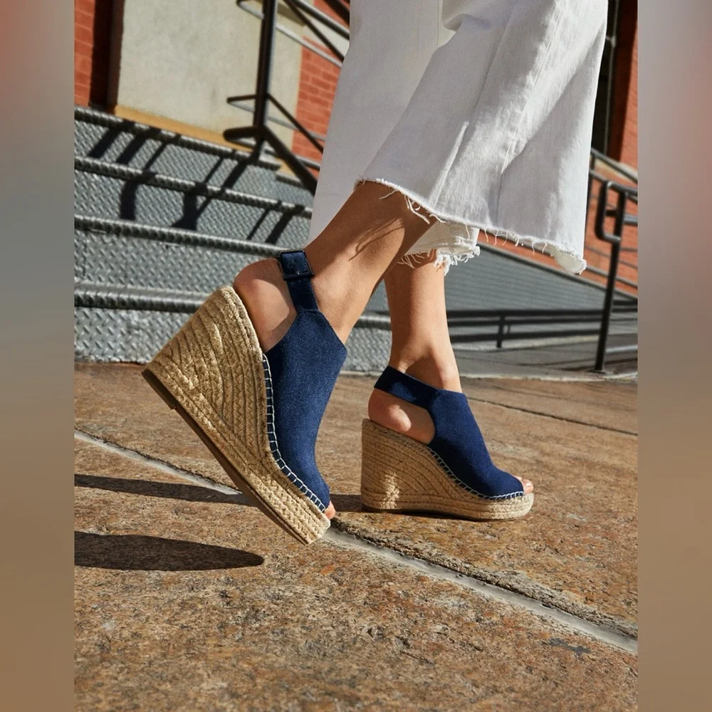 Kenneth Cole New York Women's Olivia Espadrille‎ Peep-Toe Wedges size 9.5